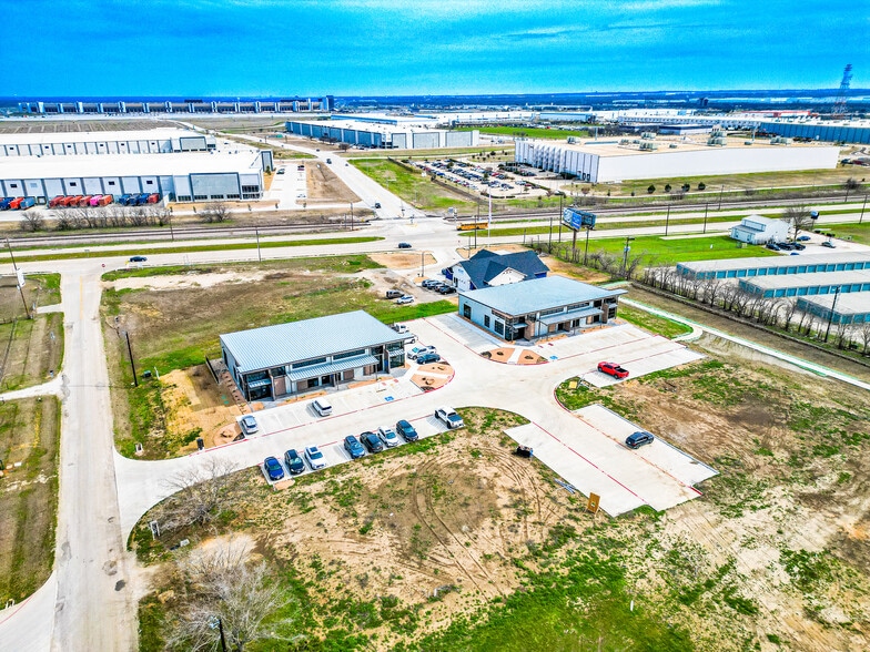 17516 Matany Rd, Justin, TX for lease - Building Photo - Image 2 of 23