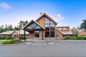 1963 Thompson Rd, Coos Bay, OR for lease Building Photo- Image 1 of 16