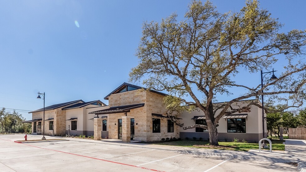 1513 E New Hope Dr, Cedar Park, TX for lease - Building Photo - Image 1 of 5