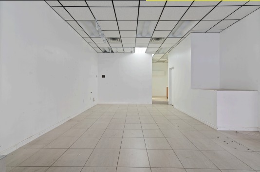 111 Mott St, New York, NY for lease Interior Photo- Image 1 of 6