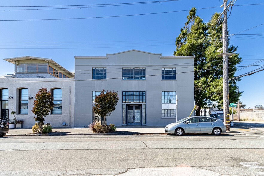 329-331 Jefferson St, Oakland, CA for lease - Building Photo - Image 1 of 8