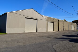 613 Pacific Ave S, Kelso, WA for lease Building Photo- Image 2 of 10