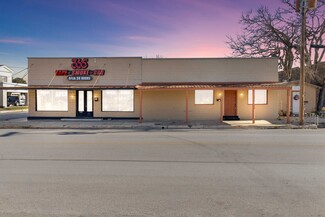 More details for 830 Saint Paul St, Gonzales, TX - Retail for Sale