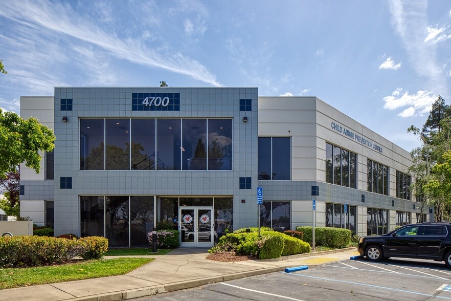 4700 Roseville Rd, North Highlands, CA for lease - Building Photo - Image 3 of 4