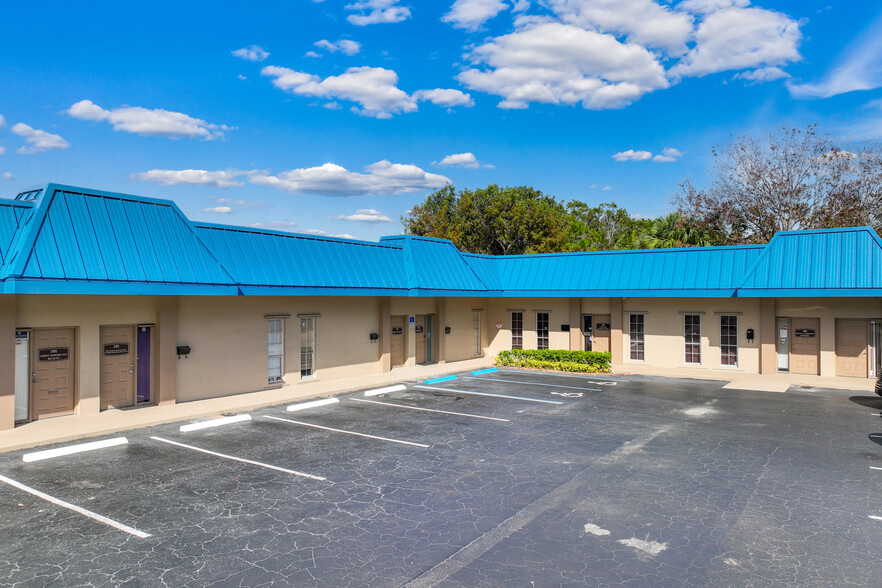 Deercreek  Professional Building - Golf Course
