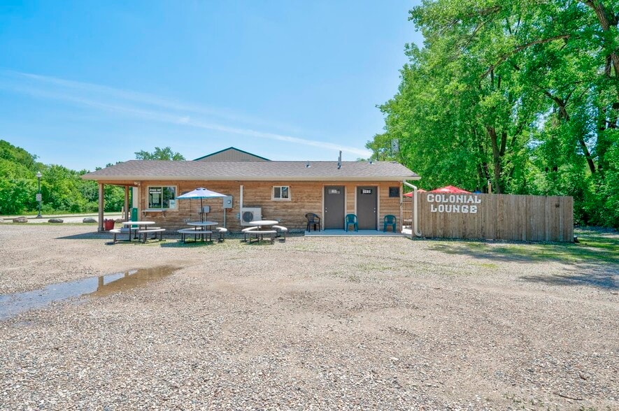 100 Hill Ave, Spirit Lake, IA for sale - Building Photo - Image 3 of 18