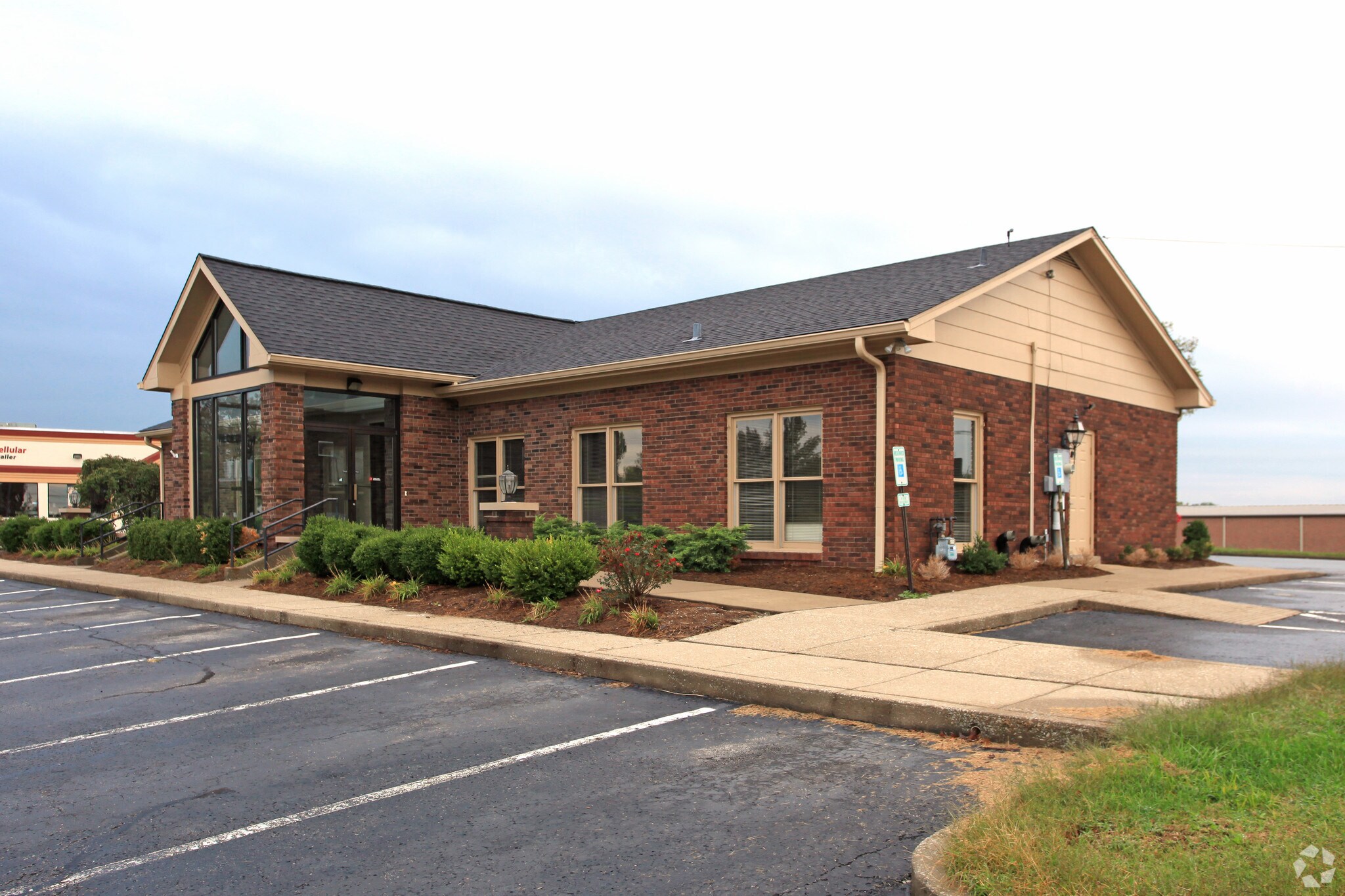 1800 S Highway 53, La Grange, KY for sale Primary Photo- Image 1 of 1