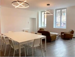 17 Rue De Lyon, Meximieux for lease Interior Photo- Image 2 of 4