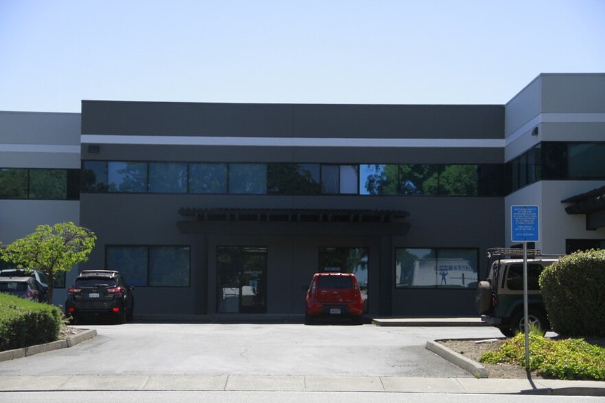 285 Bel Marin Keys Blvd, Novato, CA for lease - Building Photo - Image 2 of 18