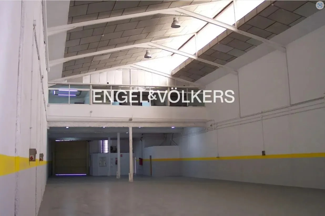 Industrial in Badalona, Barcelona for lease Interior Photo- Image 1 of 8