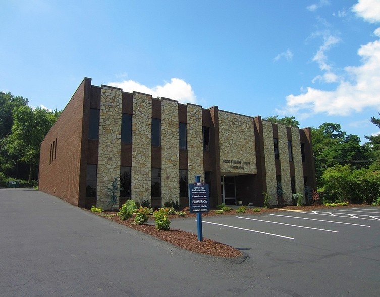 4268 Northern Pike, Monroeville, PA for lease - Building Photo - Image 1 of 5