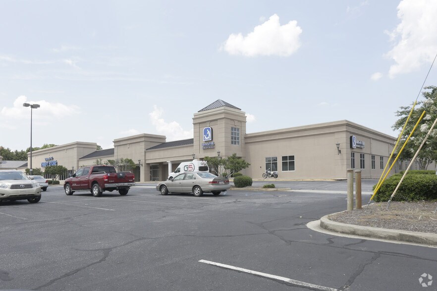 496 S Pleasantburg Dr, Greenville, SC 29607