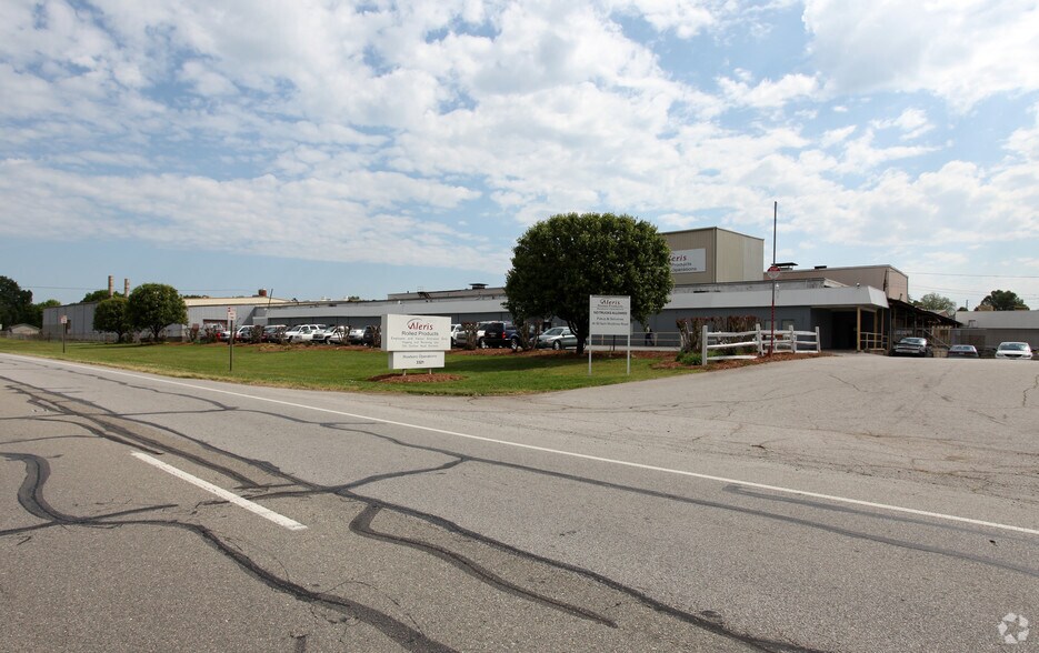 3321 Durham Rd, Roxboro, NC for sale - Primary Photo - Image 1 of 1