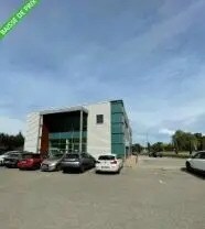 Office in Entraigues-sur-la-Sorgue for lease - Building Photo - Image 1 of 4