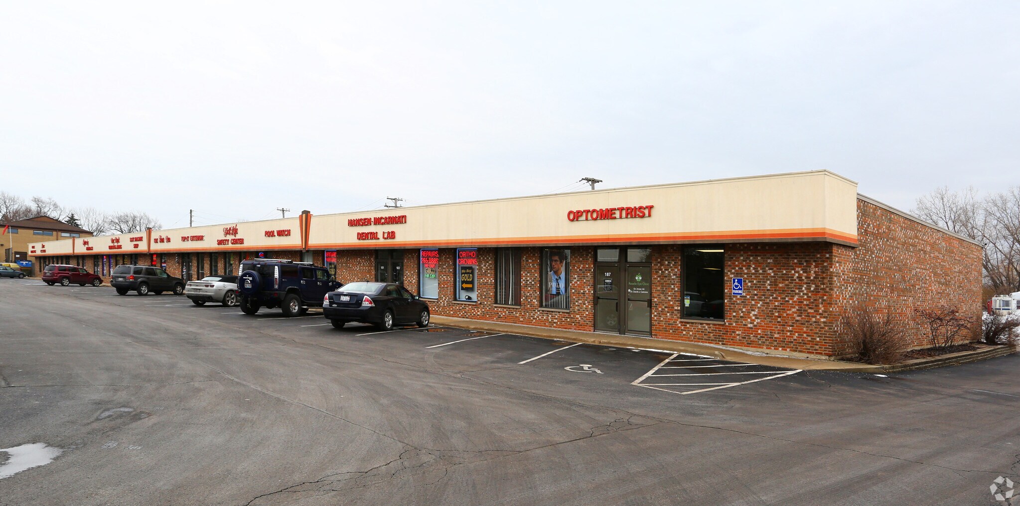 157-187 W Irving Park Rd, Roselle, IL for sale Primary Photo- Image 1 of 1