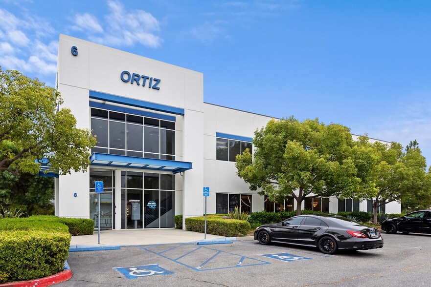 6 Cushing, Irvine, CA for lease - Building Photo - Image 3 of 12