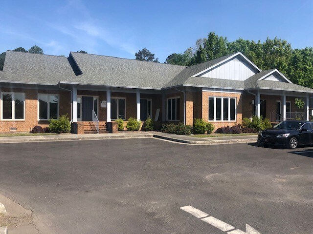 109 Fairview Park Dr, Dublin, GA for sale - Building Photo - Image 1 of 8