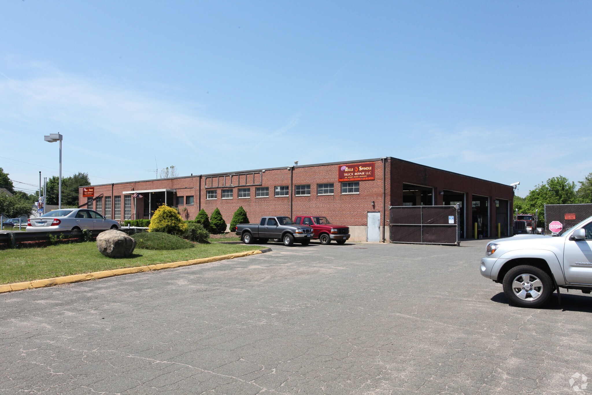 13 John Fitch Blvd, South Windsor, CT for sale Building Photo- Image 1 of 1