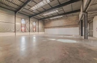Flex in Élancourt for lease Interior Photo- Image 1 of 7