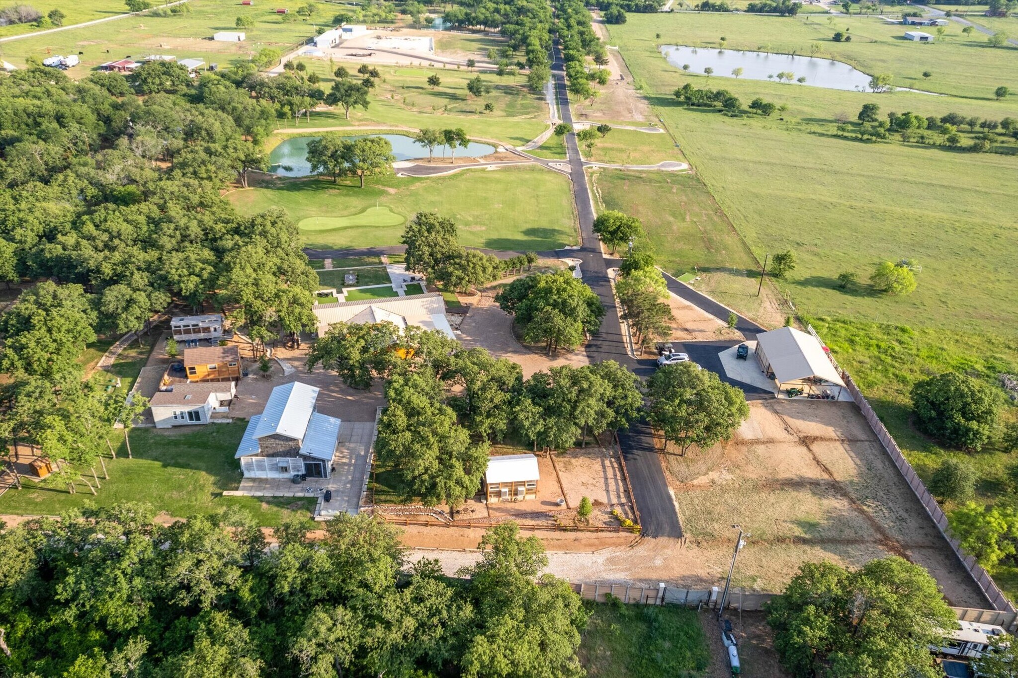 1000 County Road 904, Joshua, TX for sale Primary Photo- Image 1 of 1