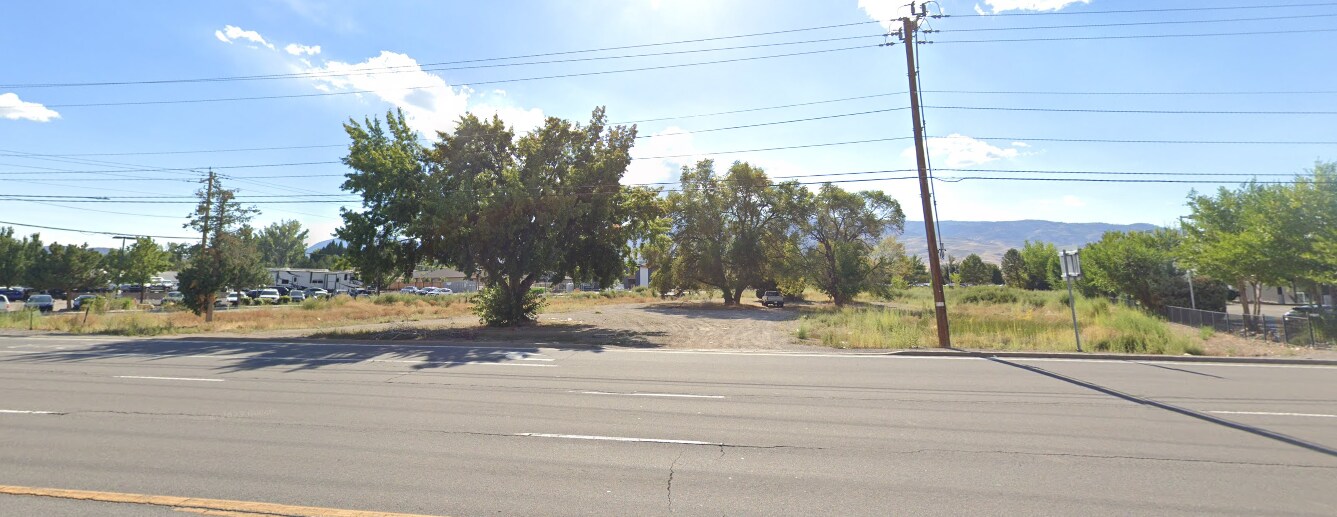 9495 S Virginia St, Reno, NV for lease Building Photo- Image 1 of 4
