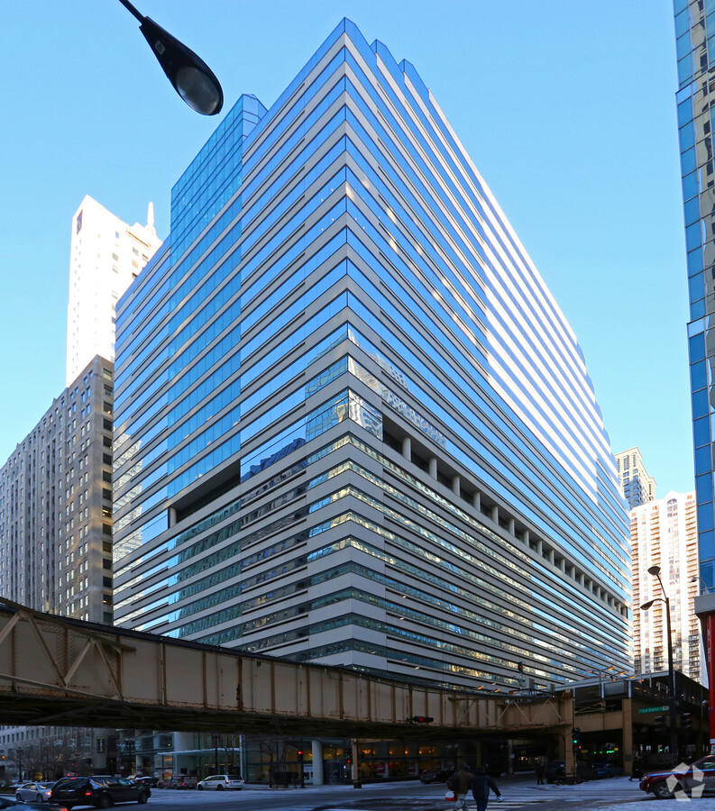 203 N LaSalle St, Chicago, IL 60601 - Office for Lease | LoopNet.com