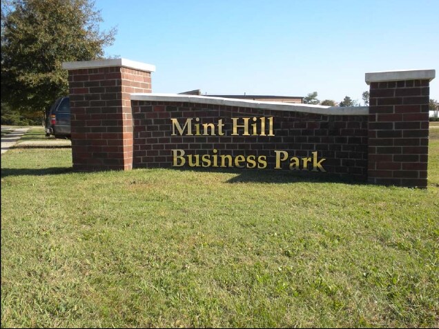 4 Jomac Dr, Mint Hill, NC for sale - Image 1 of 3