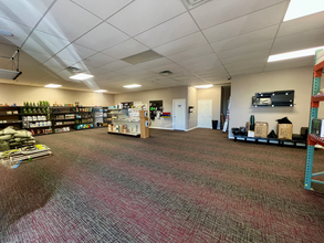 3980 W Wedington Dr, Fayetteville, AR for lease Interior Photo- Image 1 of 5