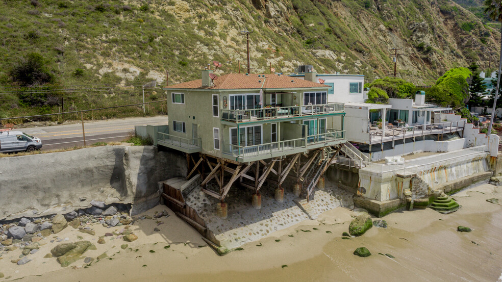 19748 Pacific Coast Hwy, Malibu, CA for sale - Aerial - Image 1 of 1