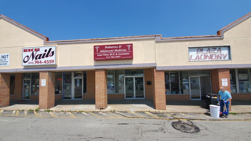 7185 Saltsburg Rd Pittsburgh Pa 15235 Alcoma Plaza Loopnet Com