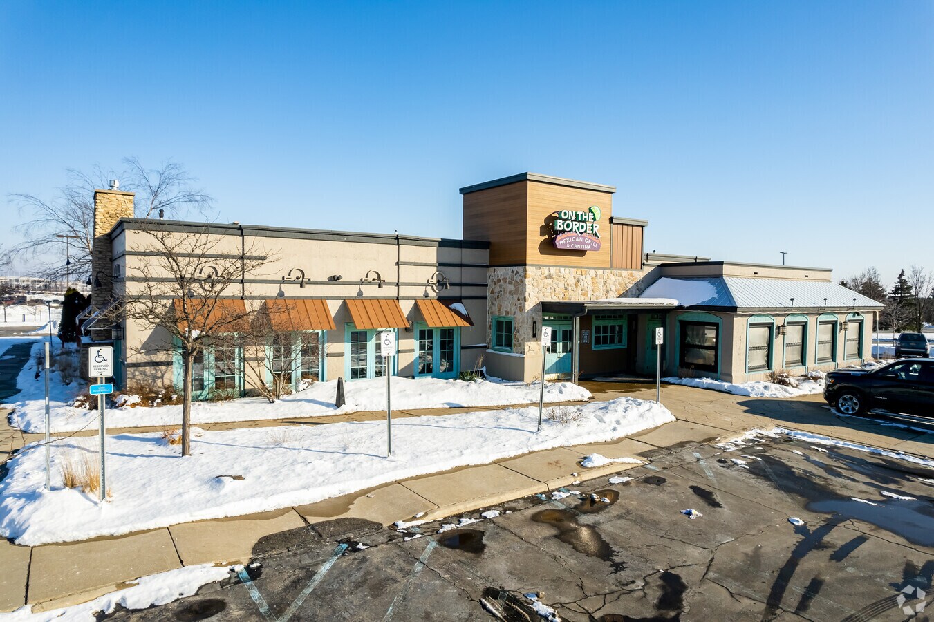 3930 Baldwin Rd, Auburn Hills, MI 48326