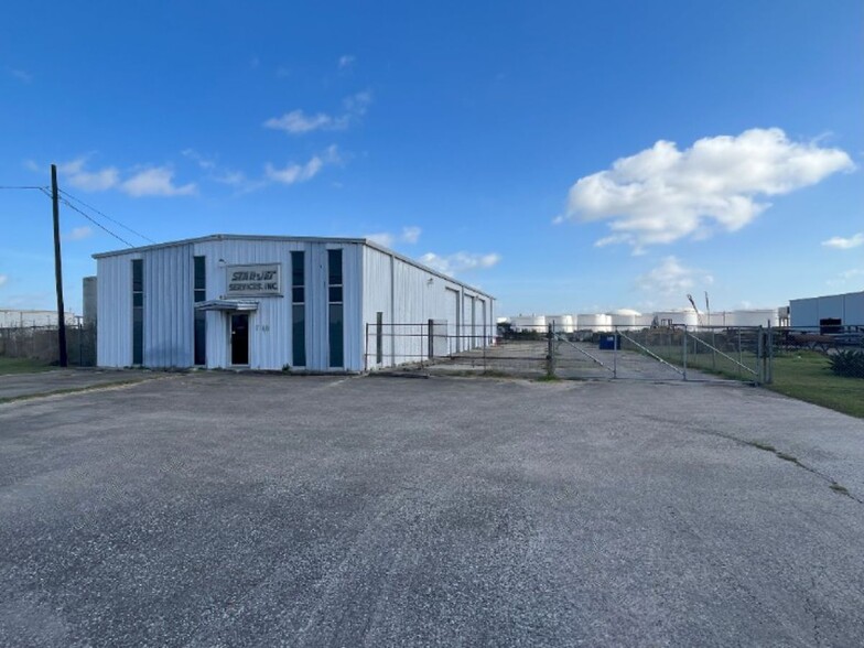 7418 Leopard St, Corpus Christi, TX for sale - Building Photo - Image 1 of 1