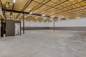 1053 Grubb St, San Antonio, TX for sale Interior Photo- Image 2 of 9