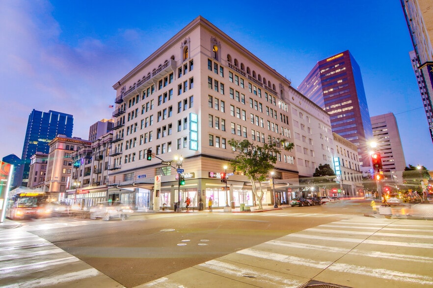 474 Broadway, San Diego, CA for lease - Building Photo - Image 3 of 6