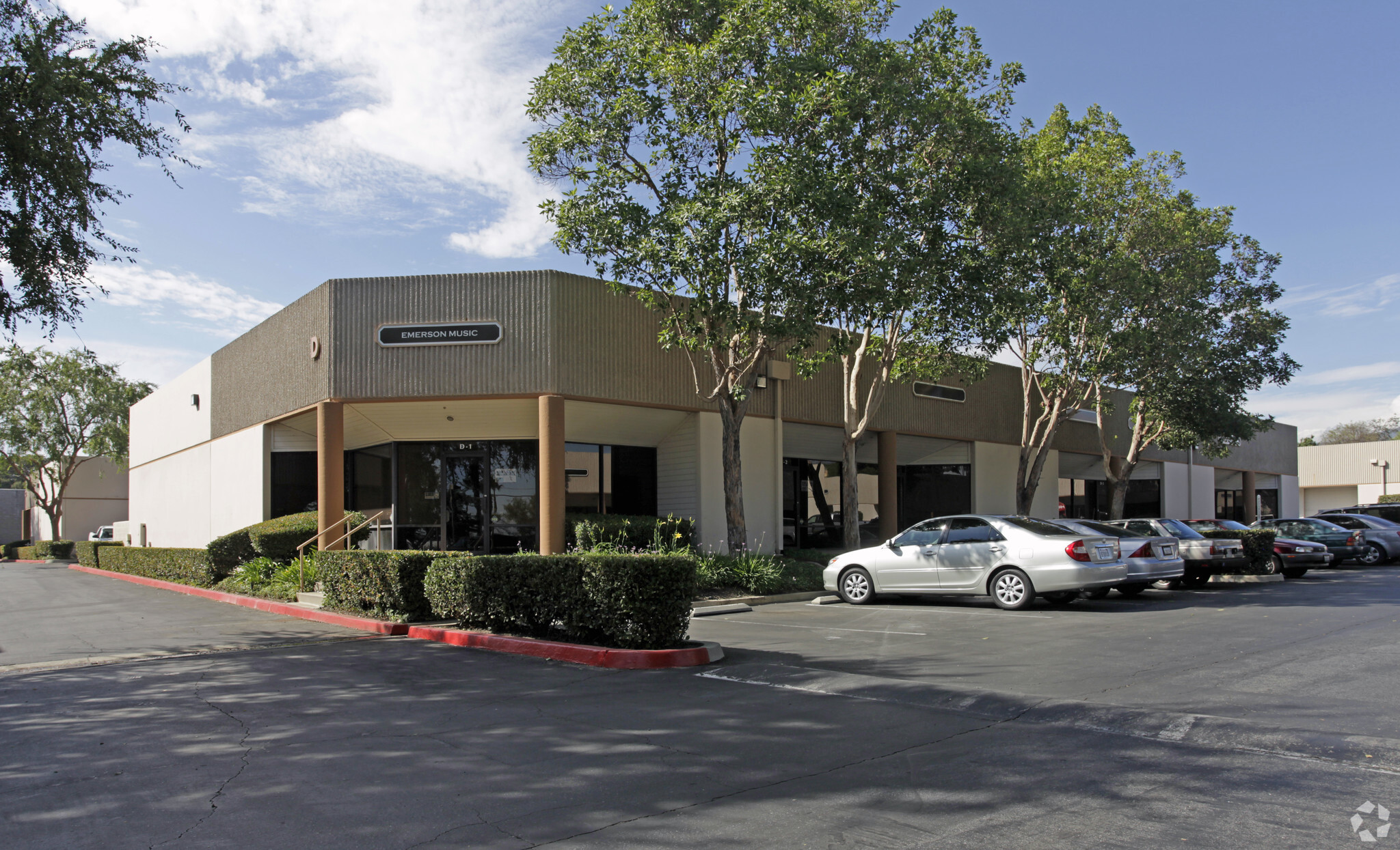 4650 Arrow Hwy, Montclair, CA 91763 - Montclair Business Center | LoopNet