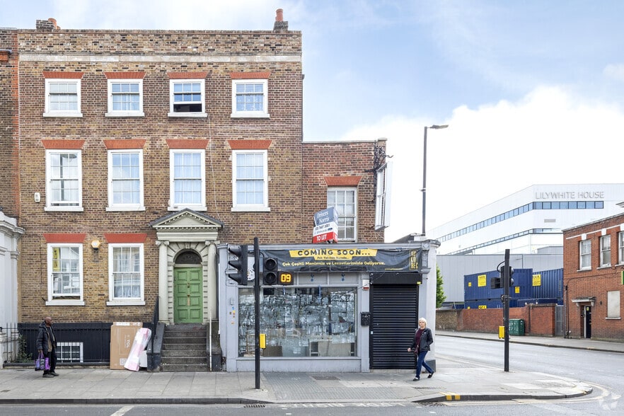 816-818 High Rd, London for sale - Primary Photo - Image 1 of 1