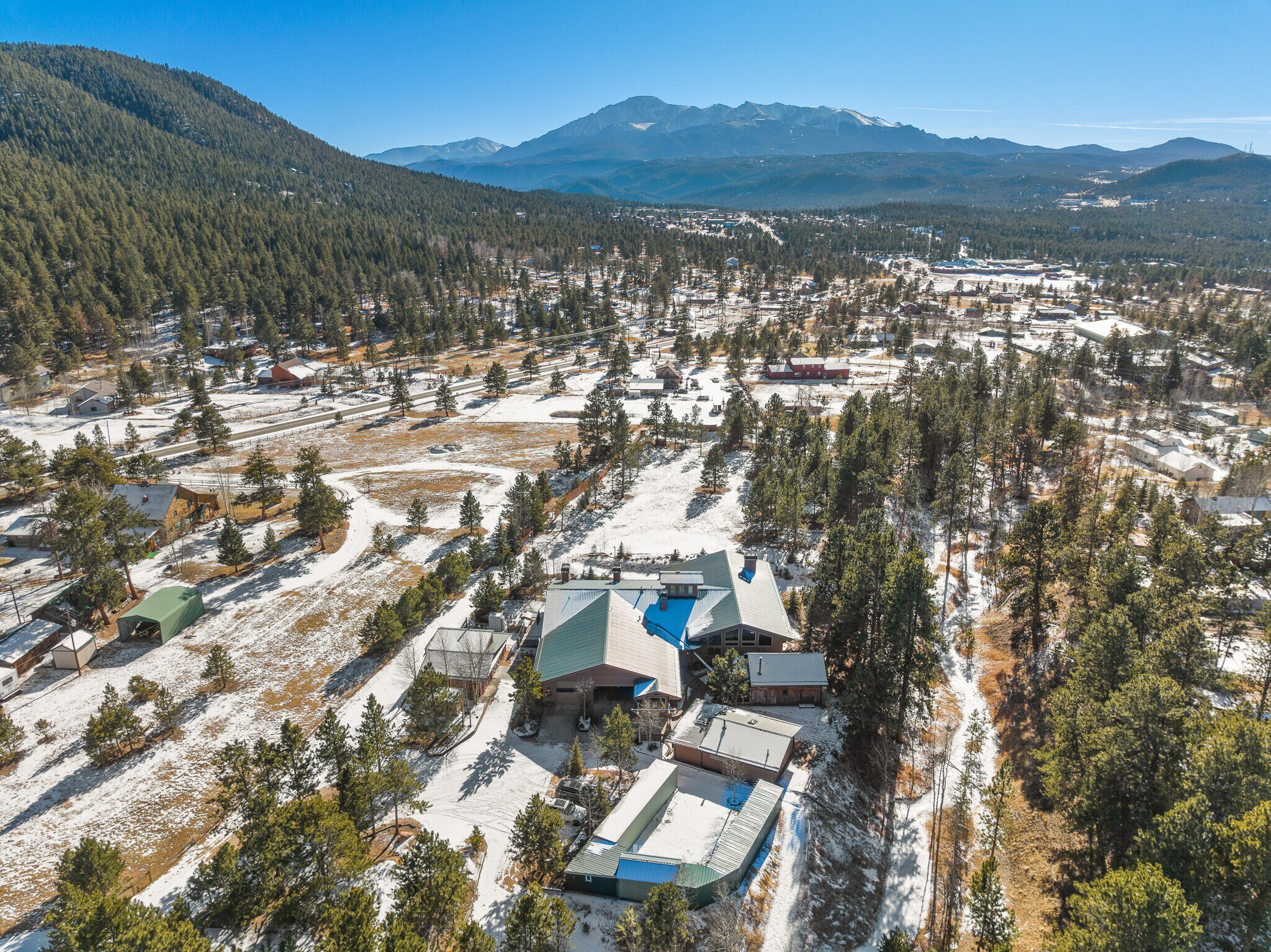 2330 Rampart Range Rd, Woodland Park, CO 80863 Event Venue, Luxury