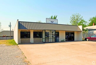 More details for 910 SW E Ave, Lawton, OK - Office for Sale