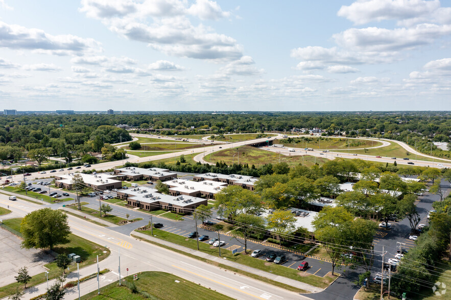 1931 Rohlwing Rd, Rolling Meadows, IL for sale - Aerial - Image 3 of 7