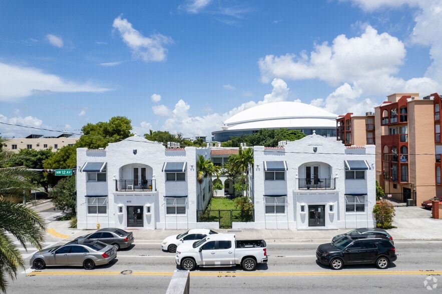 洋書 town Almamac&Directory 231 Woodlands Drive, Tuxedo Park, NY 10987 | Zillow