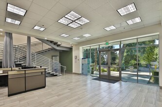 25128-25129 Rye Canyon Loop, Valencia, CA for lease Lobby- Image 2 of 12