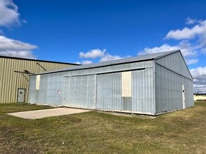 721 N 9th St, Gladstone, MI for lease Building Photo- Image 1 of 3