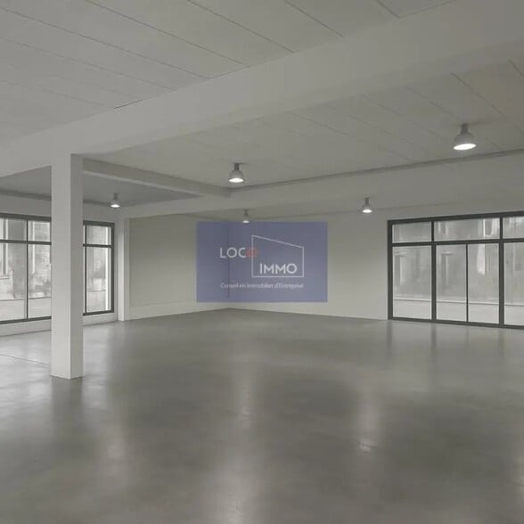 Retail in Bordeaux for lease - Interior Photo - Image 1 of 7