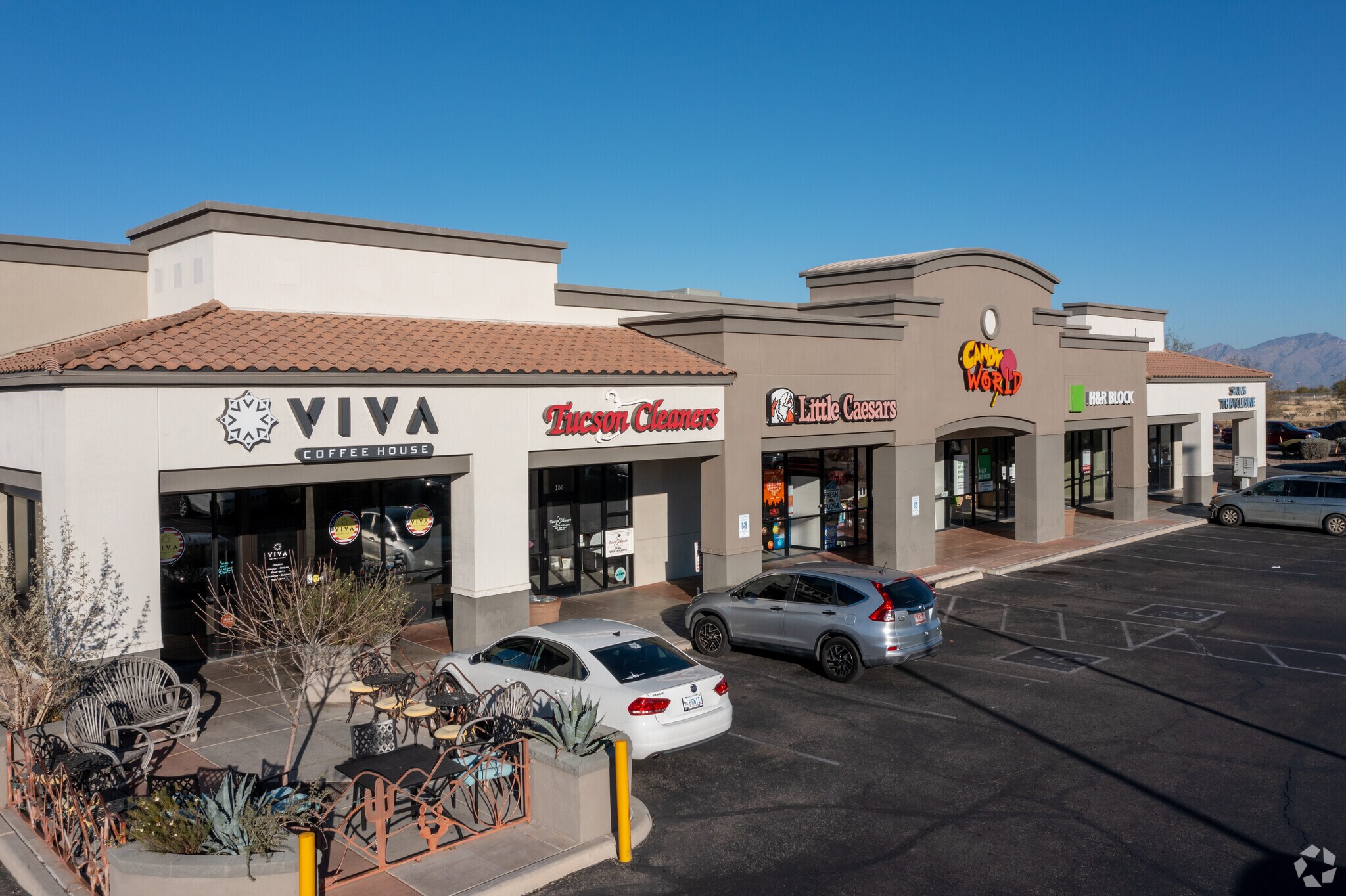 9040-9136 E Valencia Rd, Tucson, AZ for sale Building Photo- Image 1 of 1