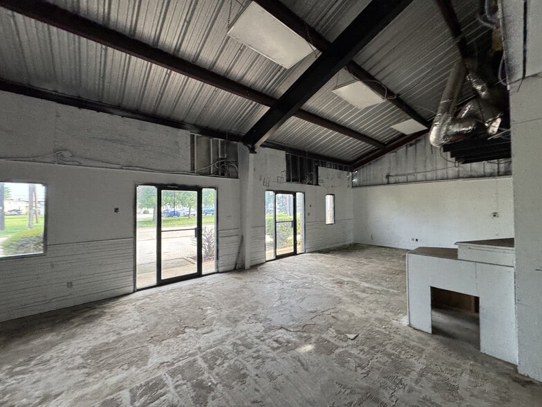 40120 Industrial Park Cir, Georgetown, TX for lease - Building Photo - Image 3 of 16