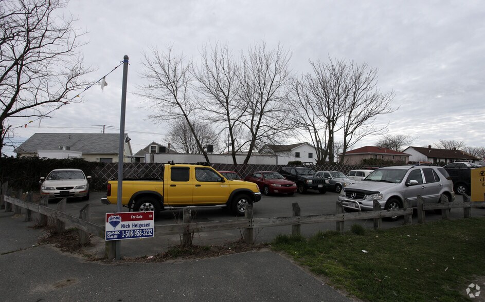 Cove Rd SS, New Bedford, MA 02740