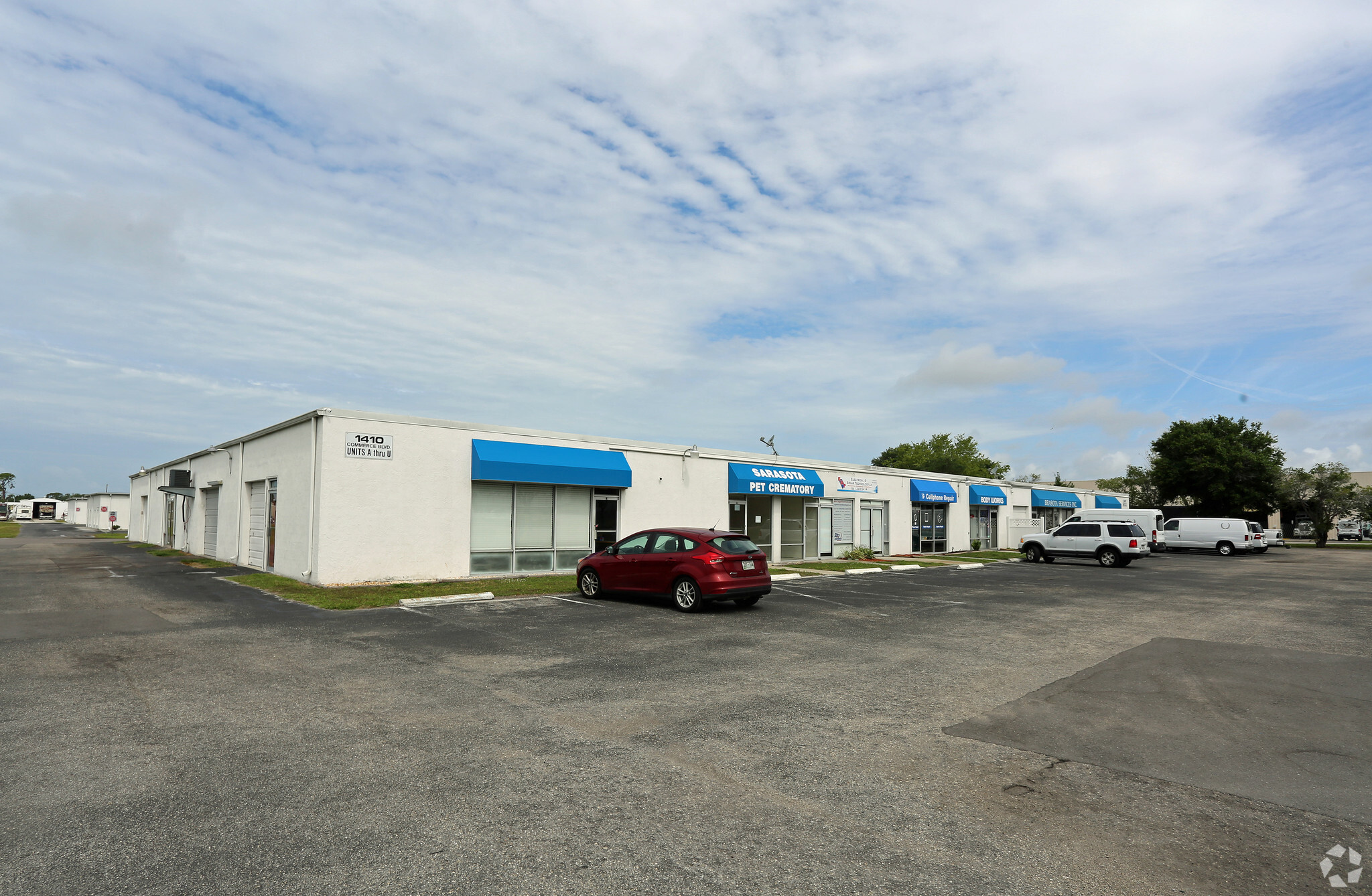 1410 Commerce Blvd, Sarasota, FL for lease Primary Photo- Image 1 of 13