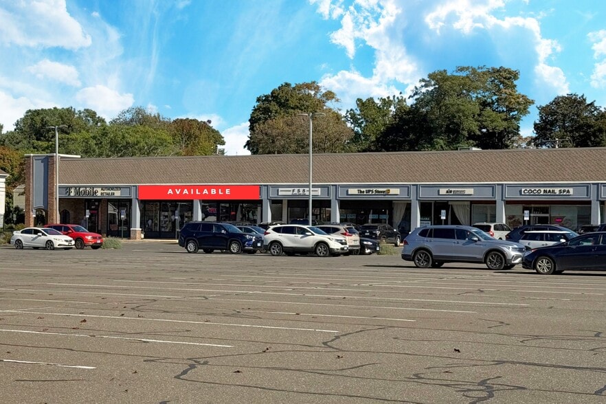 837-923 Post Rd, Fairfield, CT for lease - Building Photo - Image 2 of 14