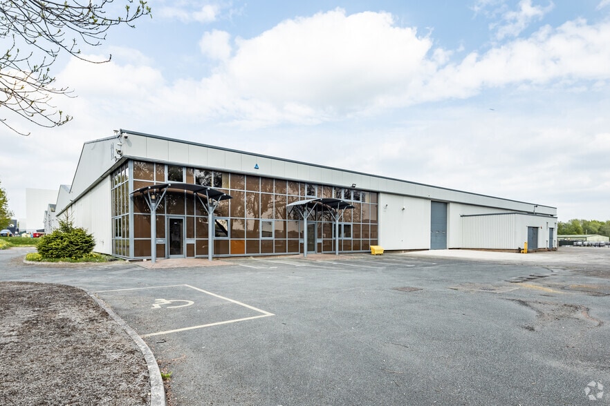 Abenbury Way, Wrexham for lease - Building Photo - Image 1 of 15