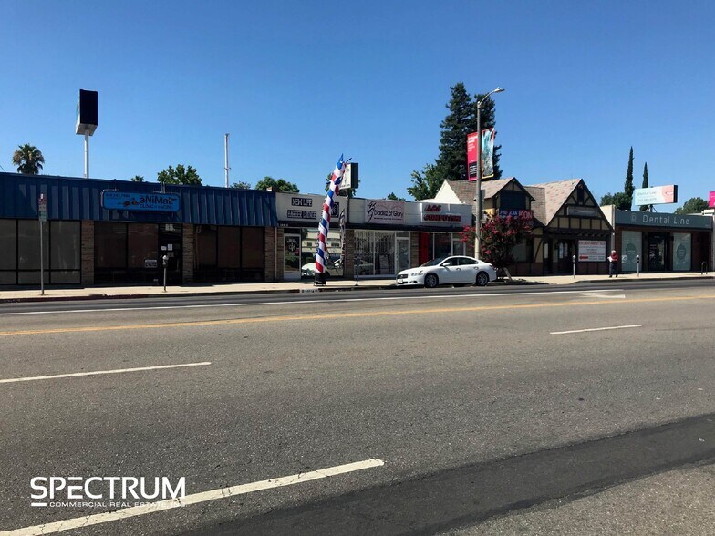 18014-18016 Ventura Blvd, Encino, CA for lease - Building Photo - Image 2 of 6